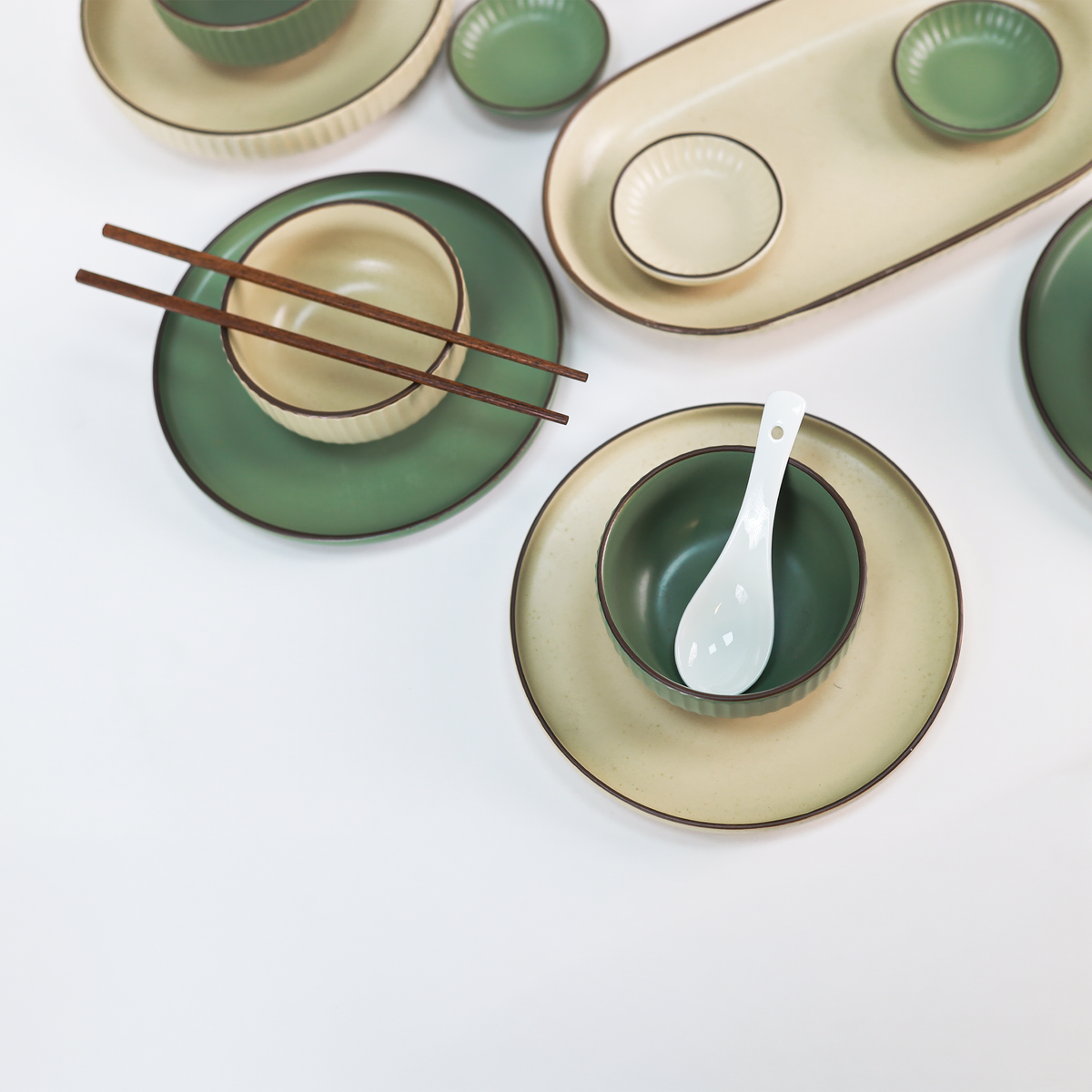 Chinese Dining Set for 6 — Ribbed Stoneware Tureen, Bowls, Plates & Platter with Chopsticks & Spoons (Green & Cream)